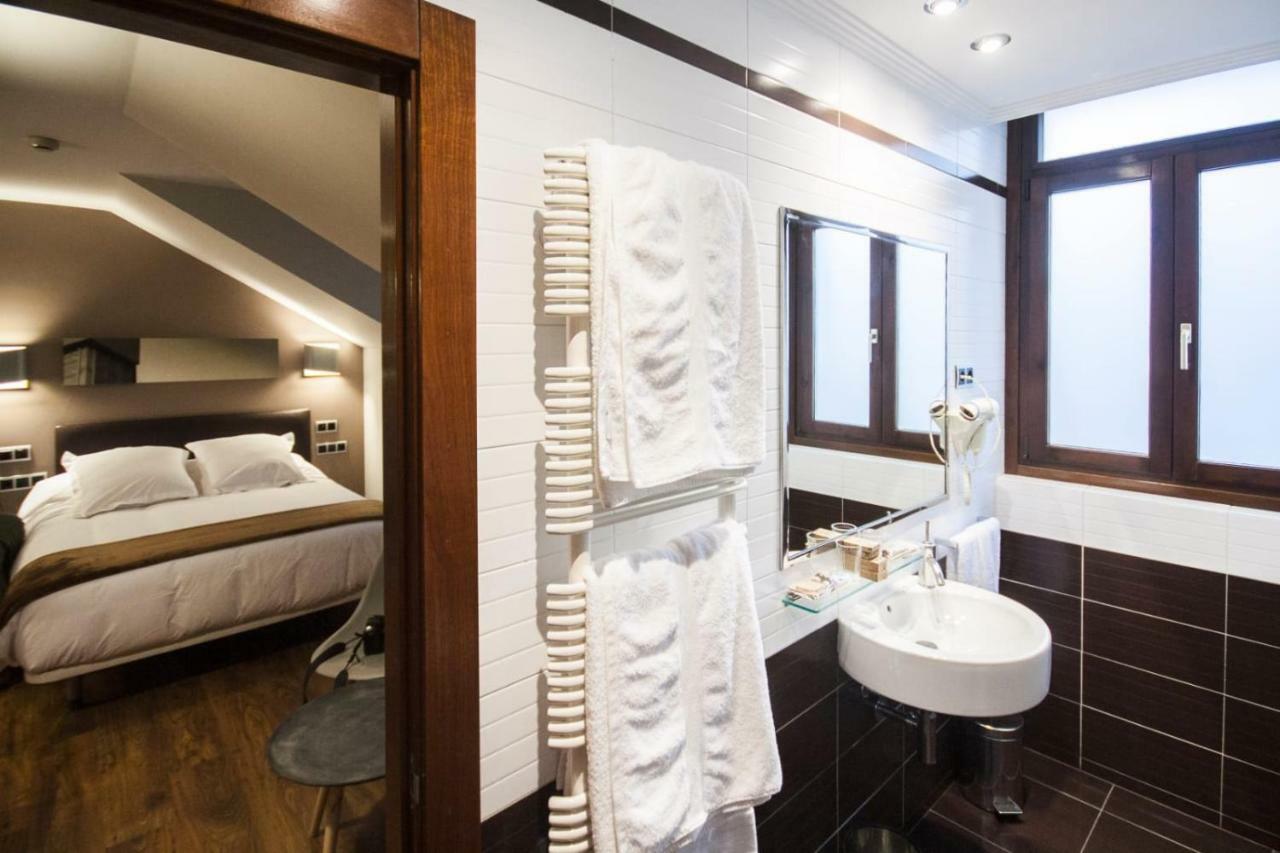 Noreña Hospedium Hotel La Casona Del Conde מראה חיצוני תמונה